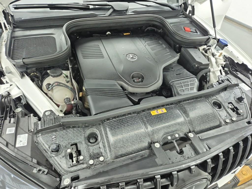 Mercedes Benz GLE Class - Vista 6