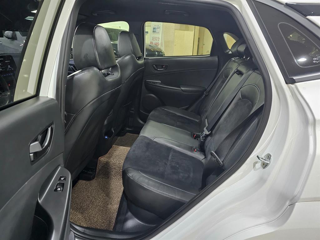 HYUNDAI Kona 2021 Blanco - Importación desde Corea - HF Imports Iquique - Foto 17