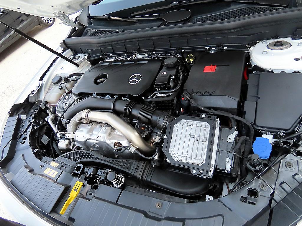 Mercedes Benz GLB Class 2025 - Importación desde Corea - HF Imports Iquique - Foto 19