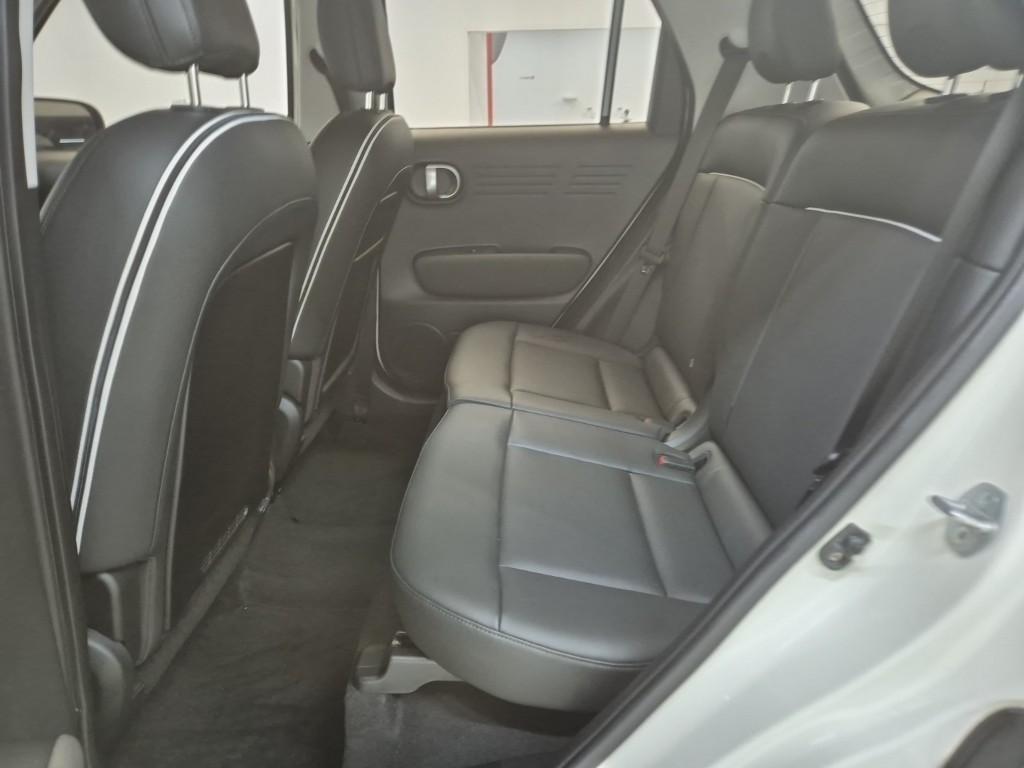 HYUNDAI Casper - Vista 12