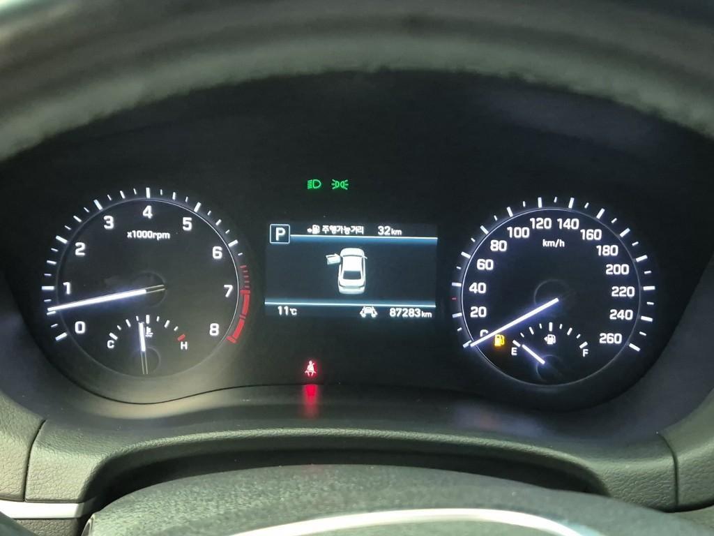 Genesis G80 - Vista 6