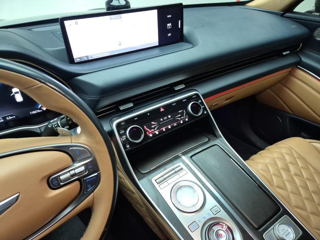 Genesis GV80 - Vista 10