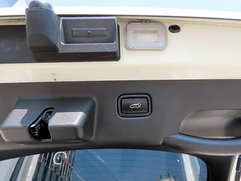 KIA EV6 2022 Blanco - Importación desde Corea - HF Imports Iquique - Foto 17