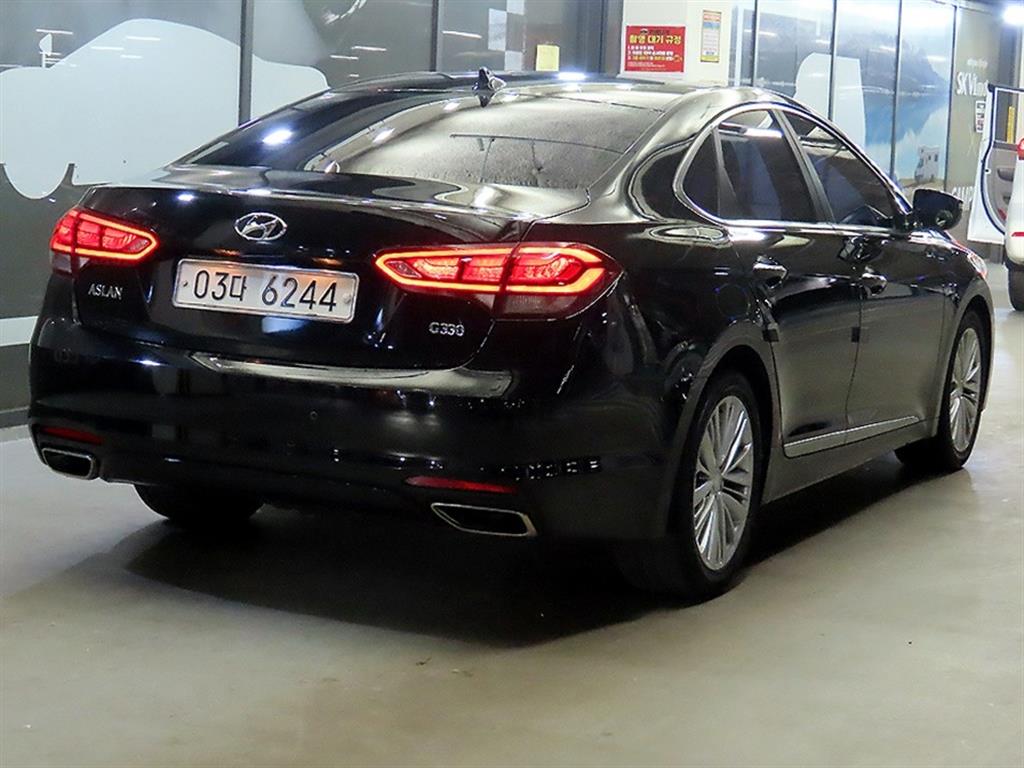 HYUNDAI Aslan - Vista 4