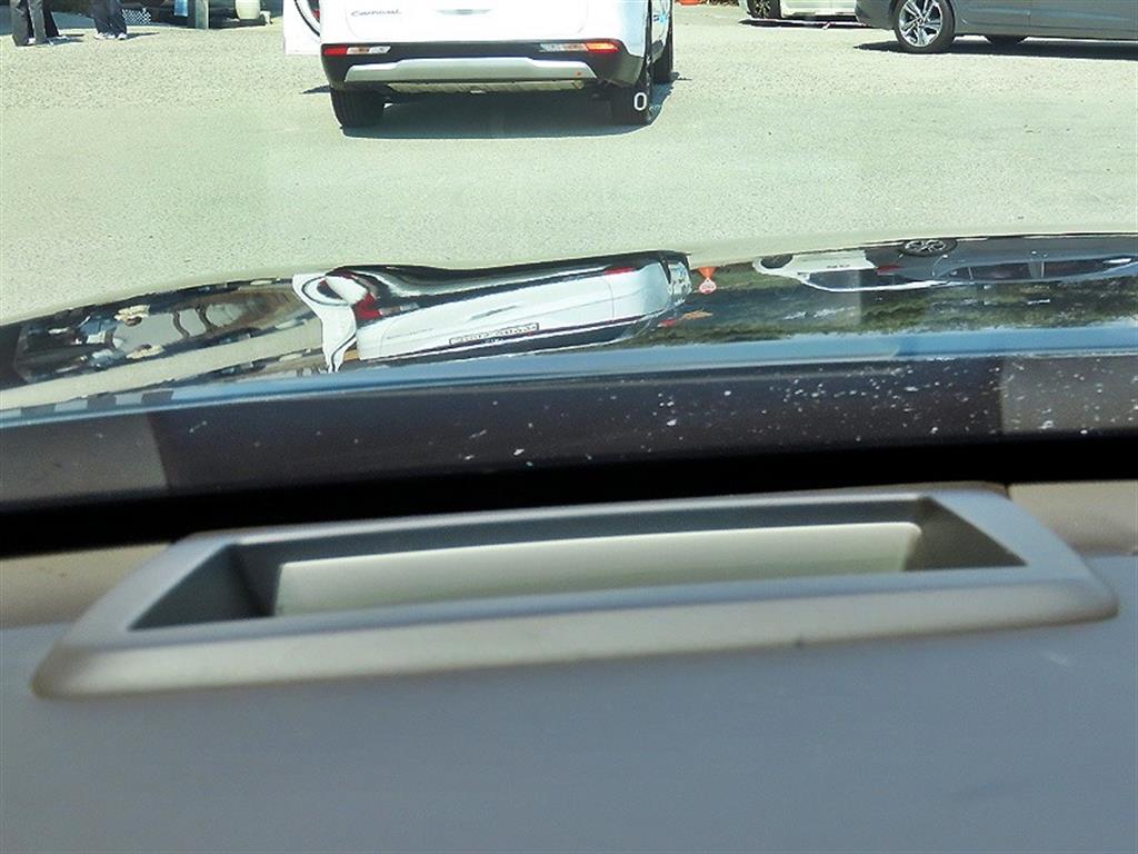 Genesis EQ900 - Vista 10