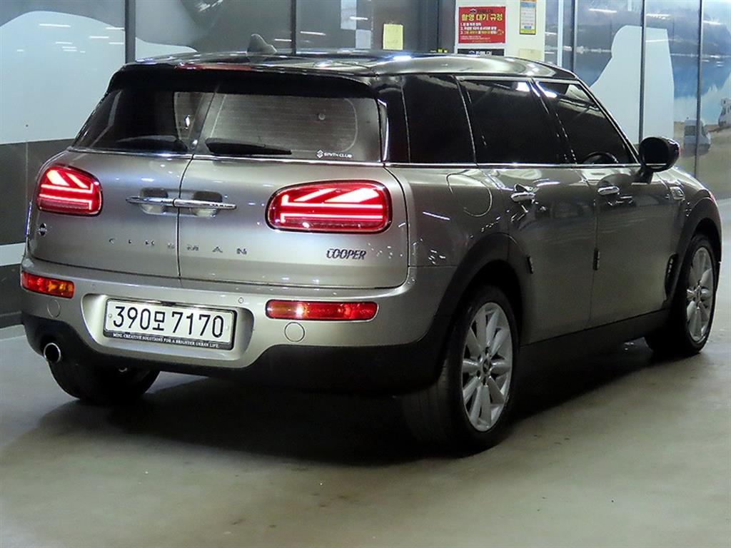 Mini Clubman - Vista 4