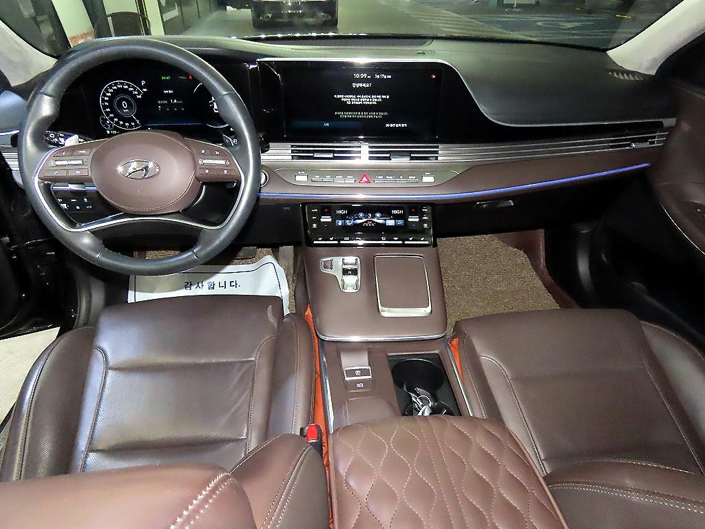 HYUNDAI Grandeur - Vista 10