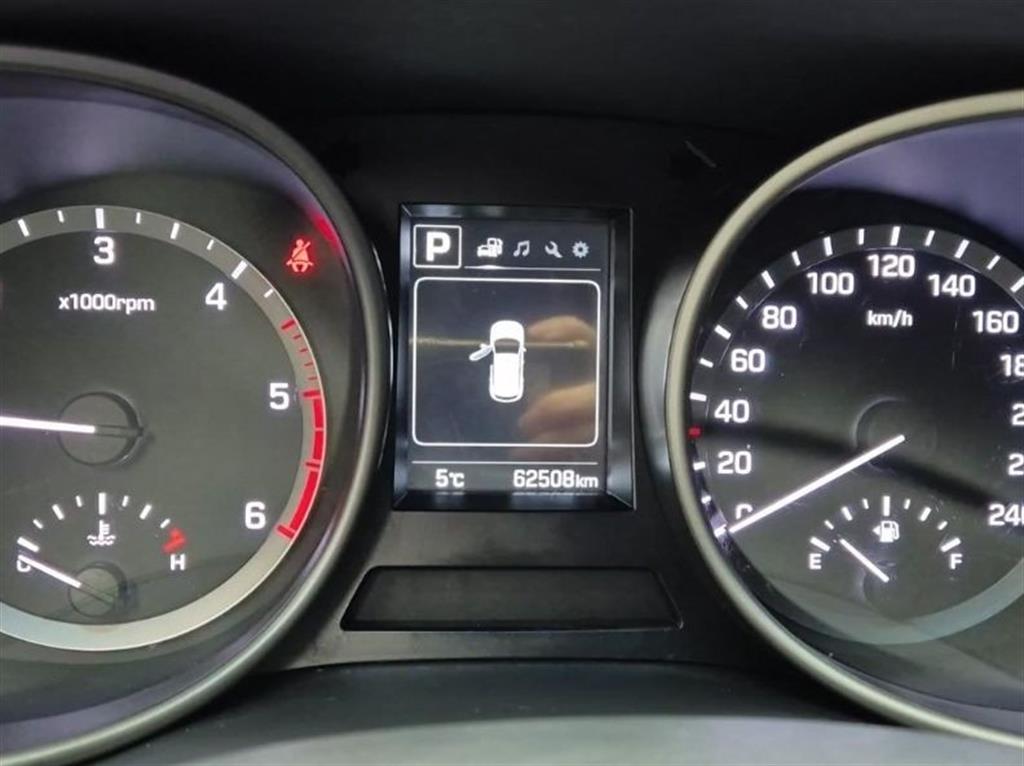 HYUNDAI Santa Fe - Vista 6