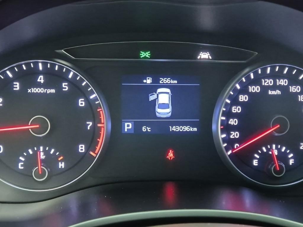 KIA K7 - Vista 6