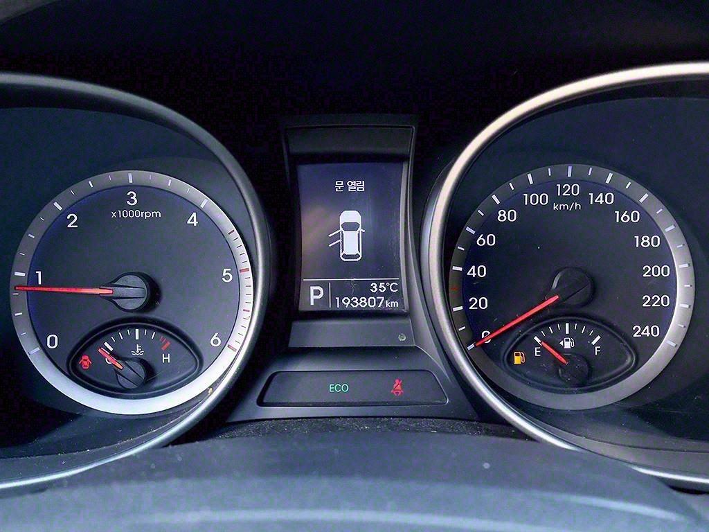 HYUNDAI Santa Fe - Vista 7