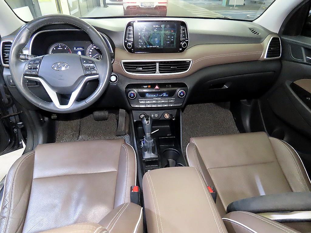 HYUNDAI Tucson - Vista 10