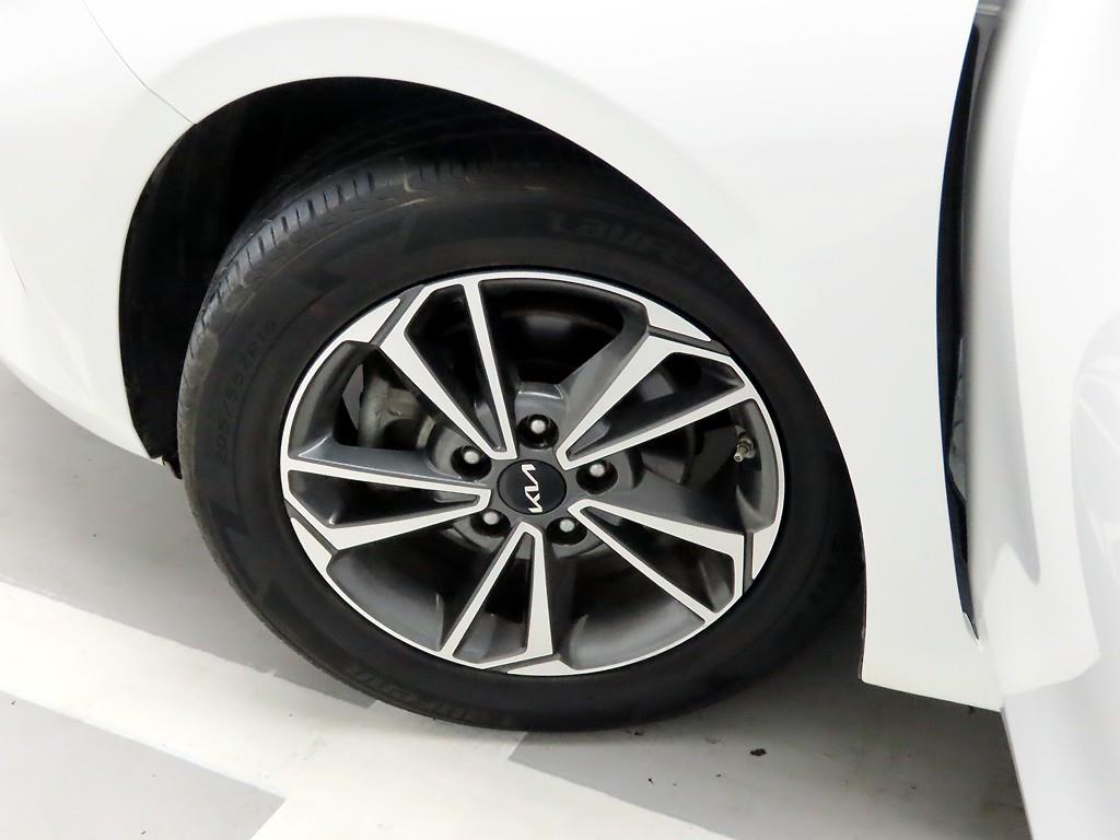 KIA K3 2022 Blanco - Importación desde Corea - HF Imports Iquique - Foto 19