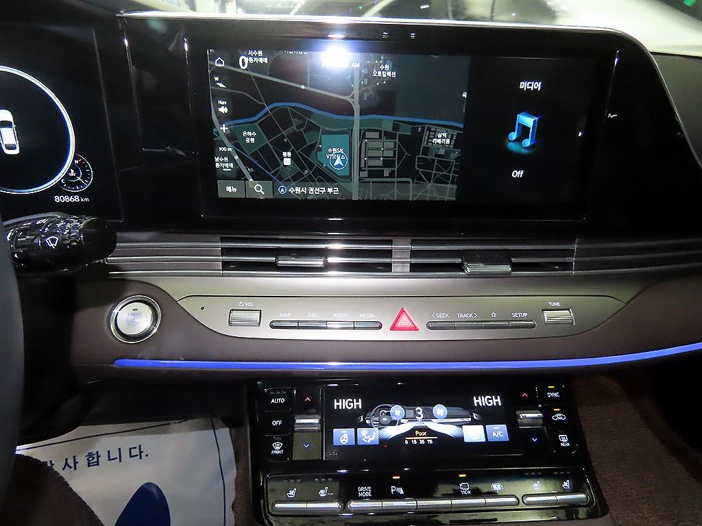 HYUNDAI Grandeur - Vista 11