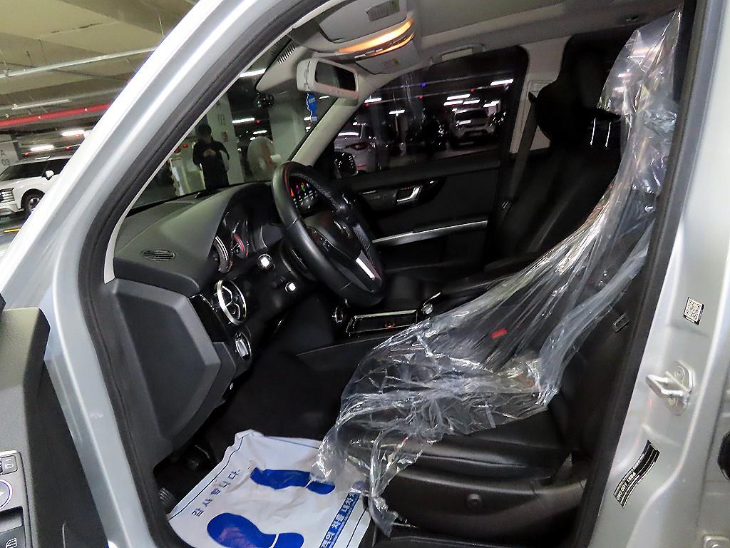 Mercedes Benz GLK Class - Vista 6