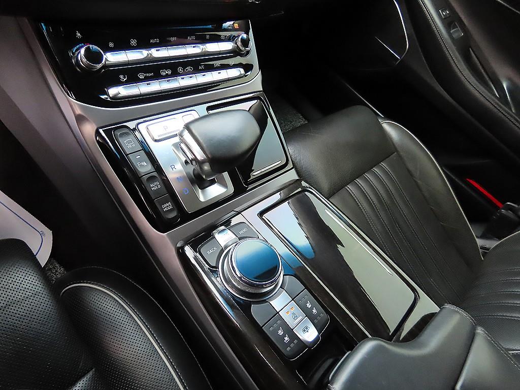 Genesis EQ900 - Vista 11