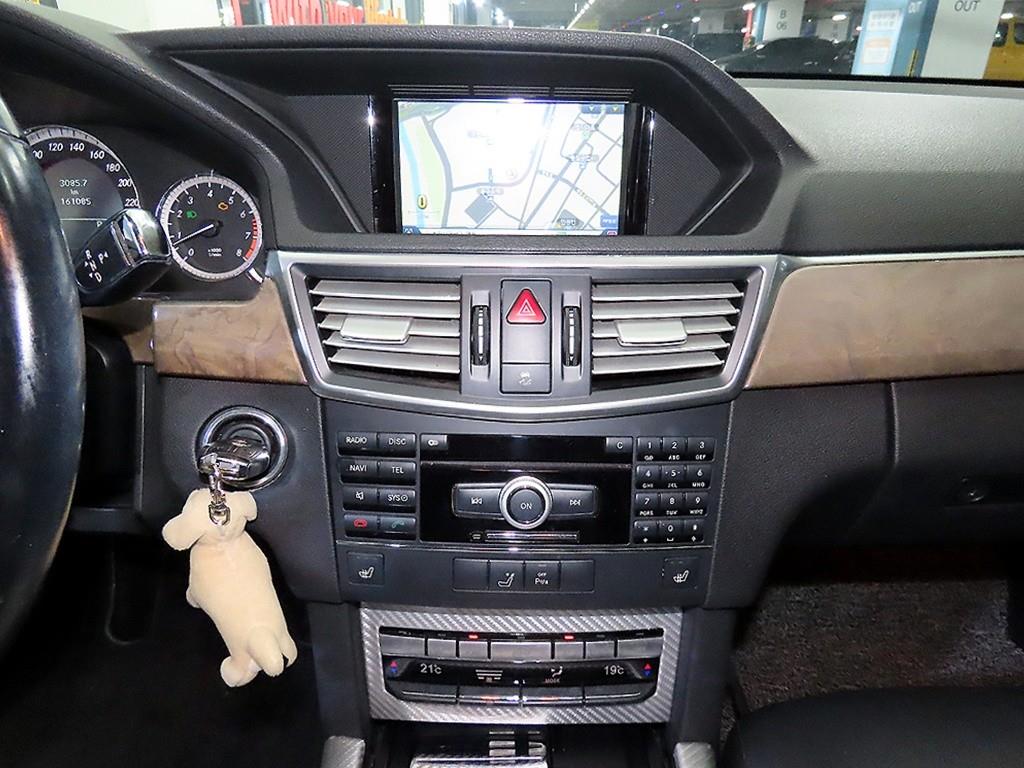 Mercedes Benz E class - Vista 11