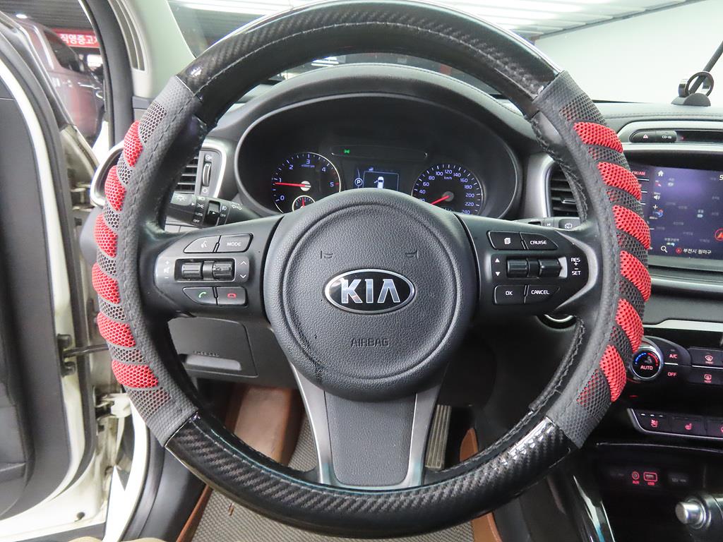 KIA Sorento - Vista 8