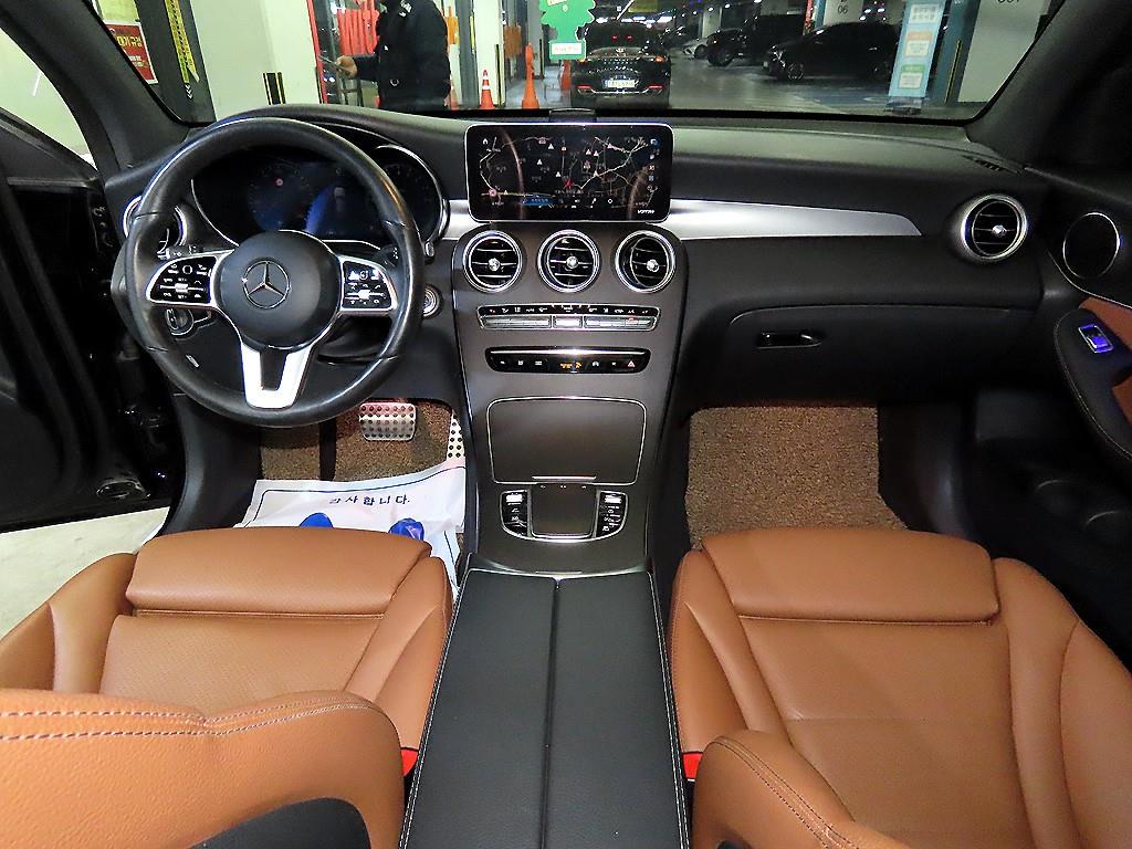 Mercedes Benz GLC Class - Vista 10