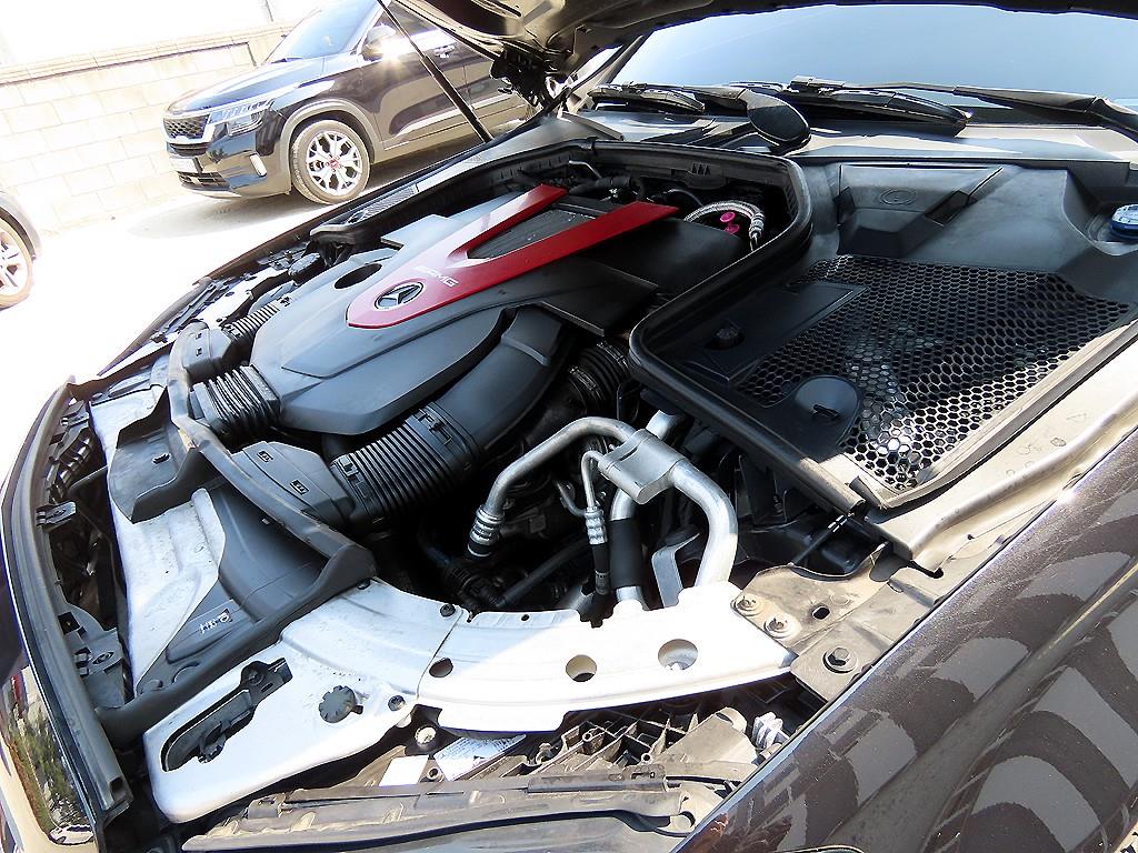 Mercedes Benz C Class 2019 Negro - Importación desde Corea - HF Imports Iquique - Foto 19