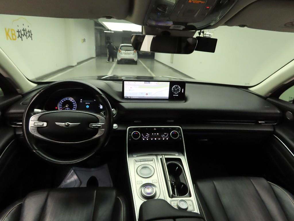 Genesis GV80 - Vista 6