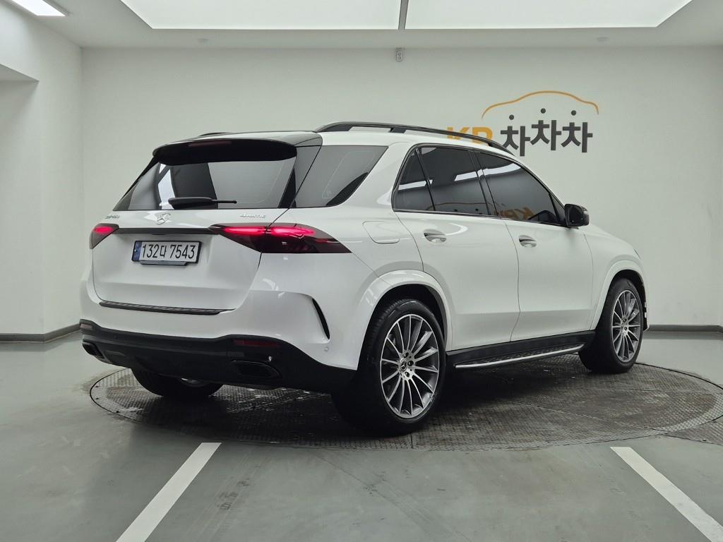 Mercedes Benz GLE Class - Vista 4