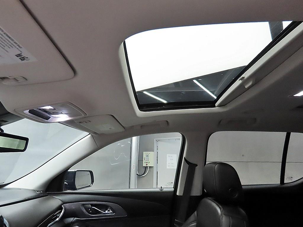 Chevrolet Travers 2020 Negro - Importación desde Corea - HF Imports Iquique - Foto 15