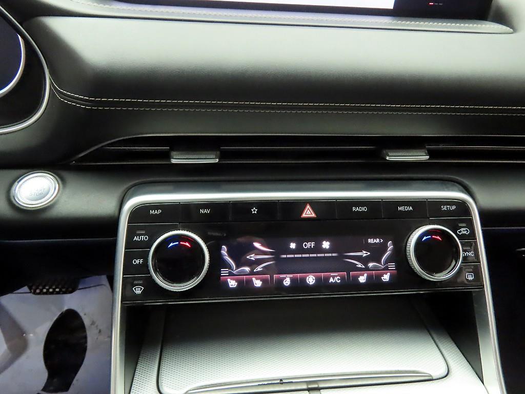 Genesis GV80 - Vista 9