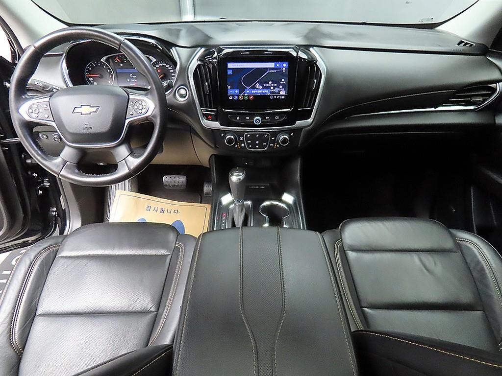 Chevrolet Travers - Vista 7