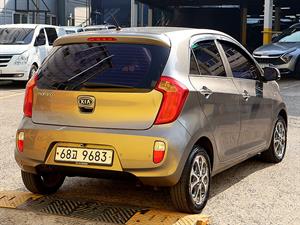 KIA Morning - Vista 8