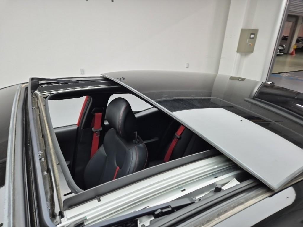 HYUNDAI Veloster 2018 Rojo - Importación desde Corea - HF Imports Iquique - Foto 13