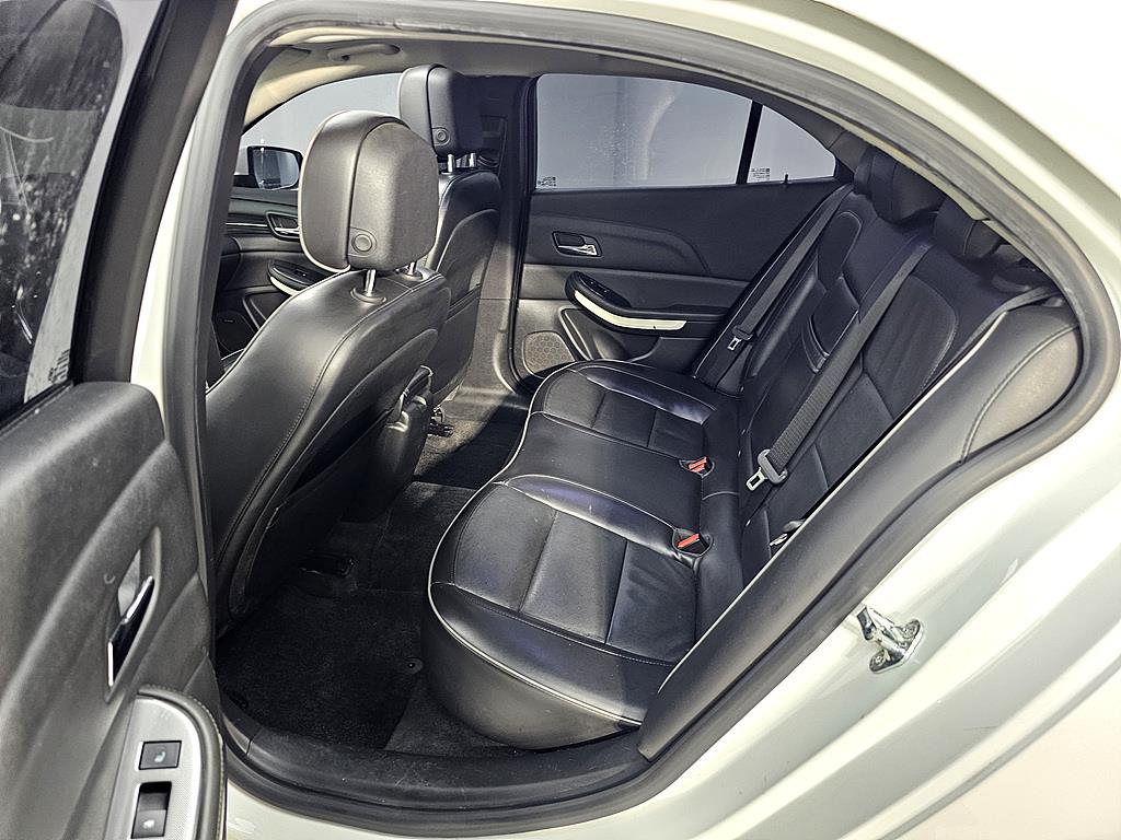 Chevrolet Malibu - Vista 9