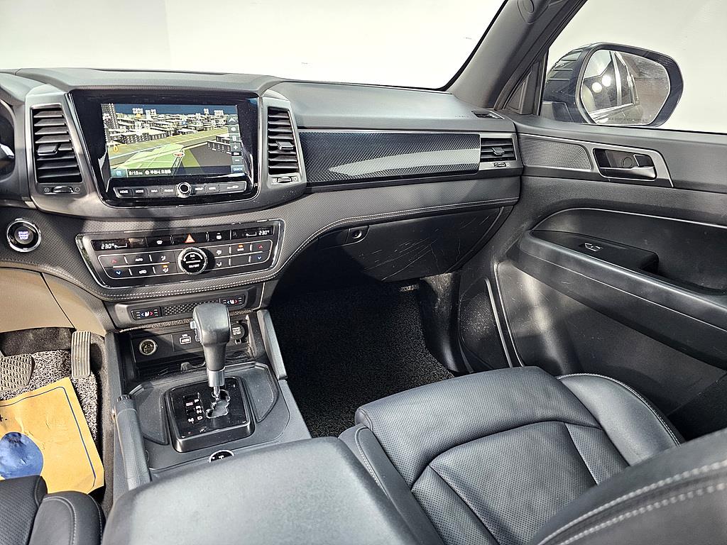 Ssangyong Rexton - Vista 9