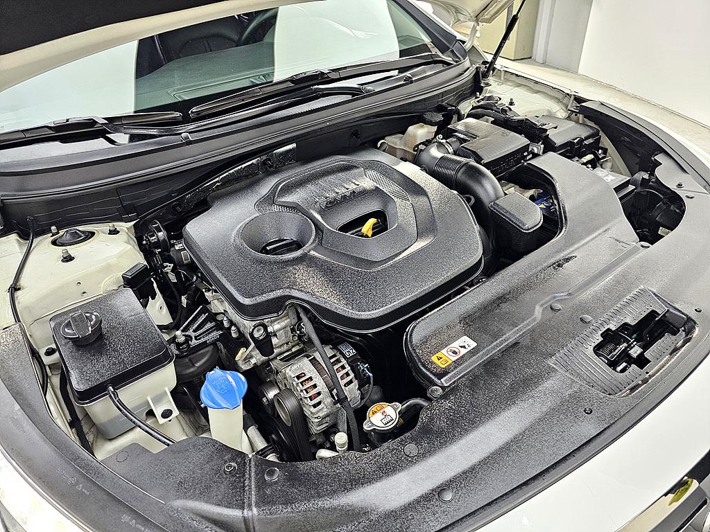 HYUNDAI Sonata - Vista 5