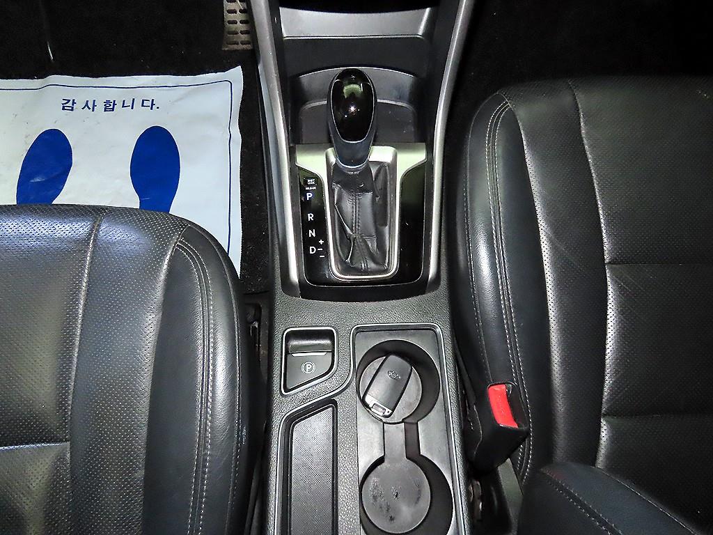 HYUNDAI i30 - Vista 12