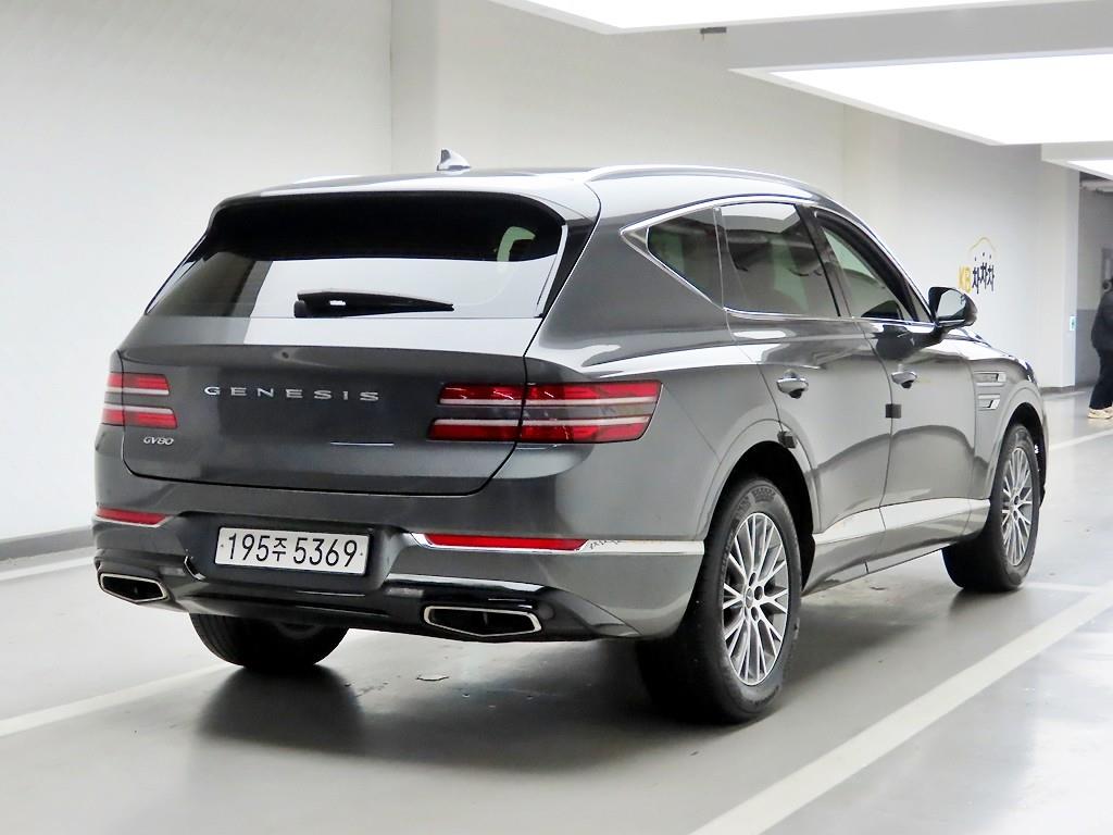 Genesis GV80 - Vista 4