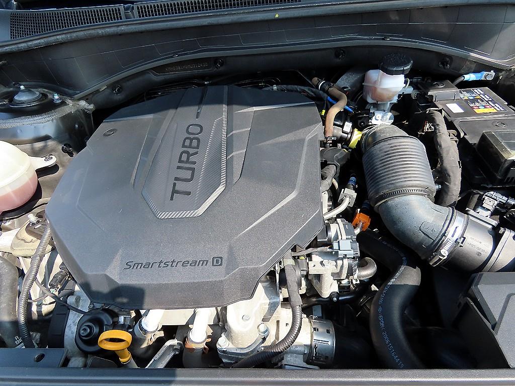 HYUNDAI Santa Fe 2021 Negro - Importación desde Corea - HF Imports Iquique - Foto 19