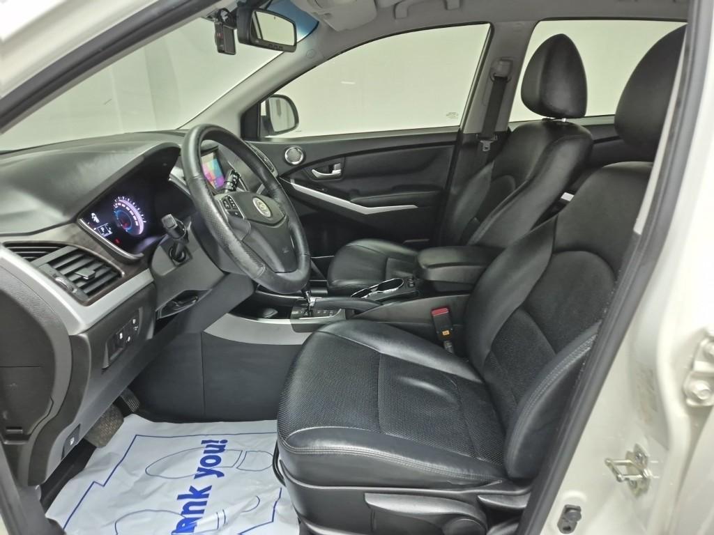 Ssangyong Korando 2016 Blanco - Importación desde Corea - HF Imports Iquique - Foto 17