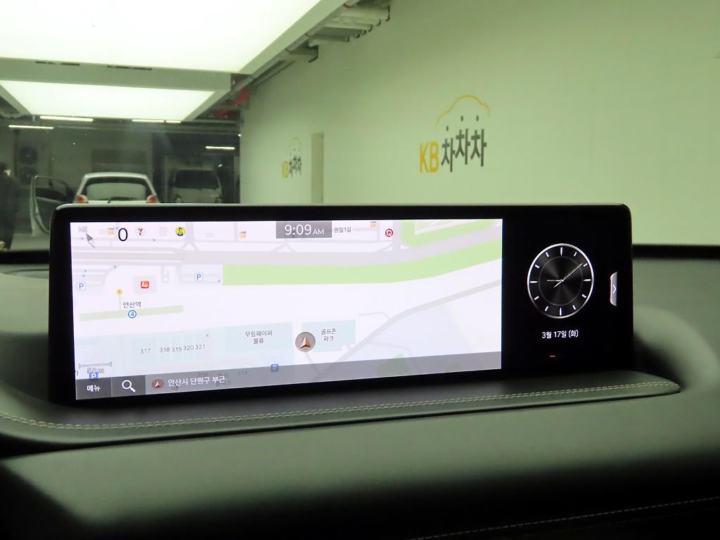 Genesis GV80 - Vista 8