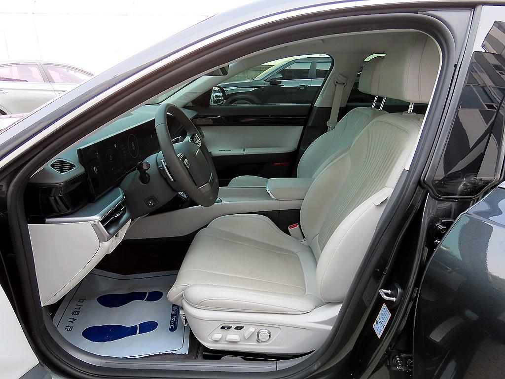 HYUNDAI Grandeur - Vista 6