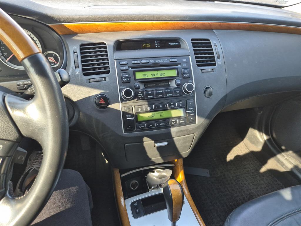 HYUNDAI Grandeur - Vista 12