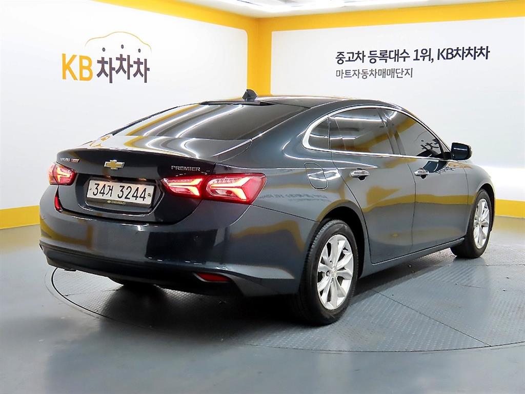 Chevrolet Malibu - Vista 4