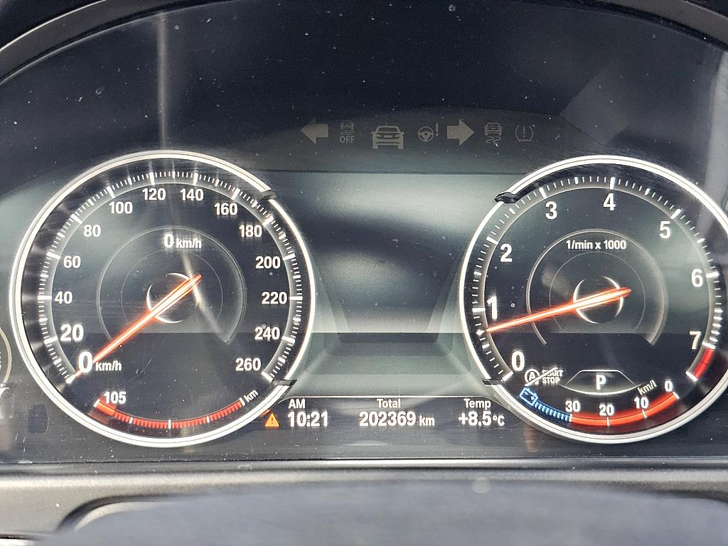 BMW 5 Series - Vista 7