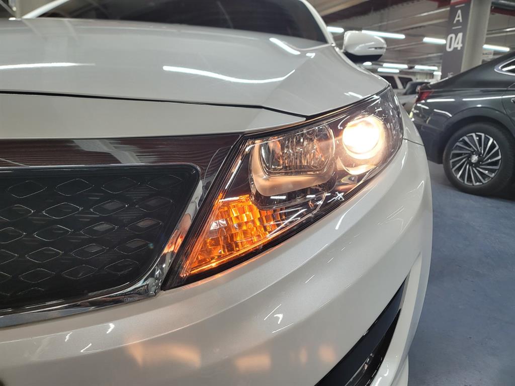 KIA K5 2011 Blanco - Importación desde Corea - HF Imports Iquique - Foto 19