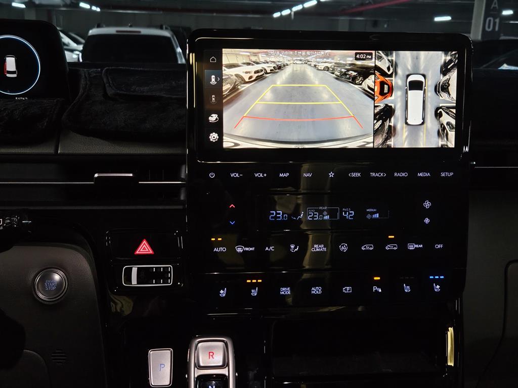 HYUNDAI Staria - Vista 10