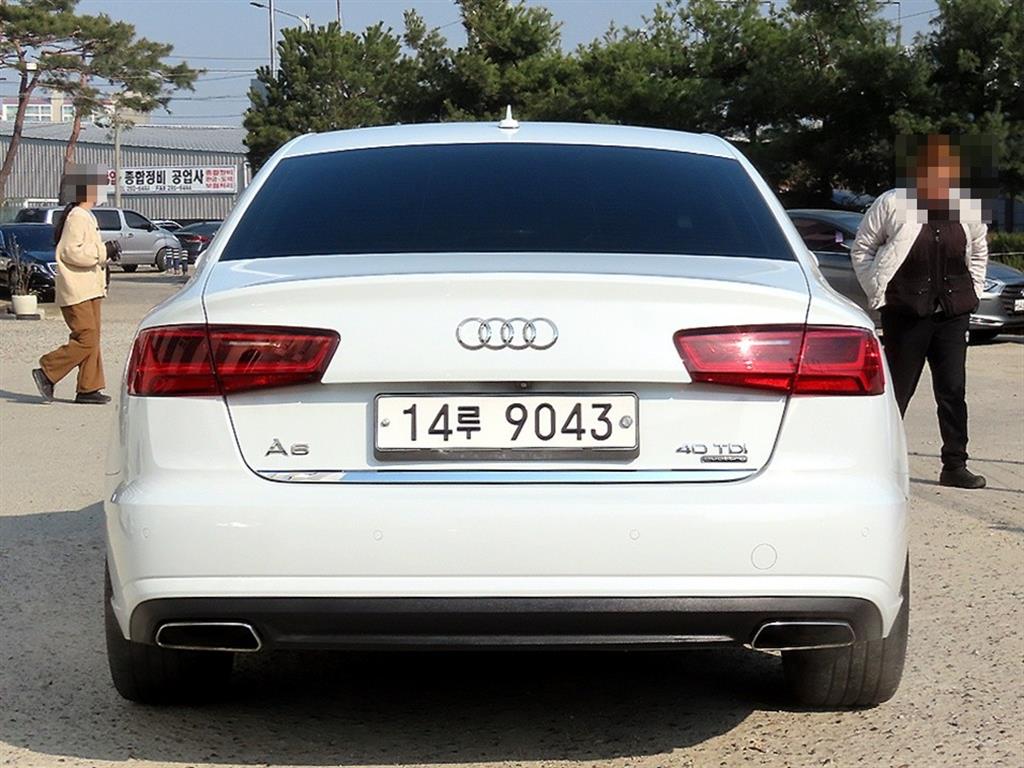 Audi A6 - Vista 4