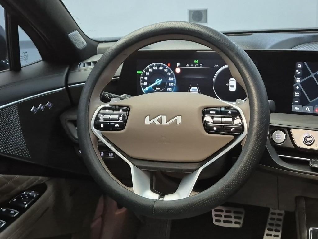 KIA K8 - Vista 9