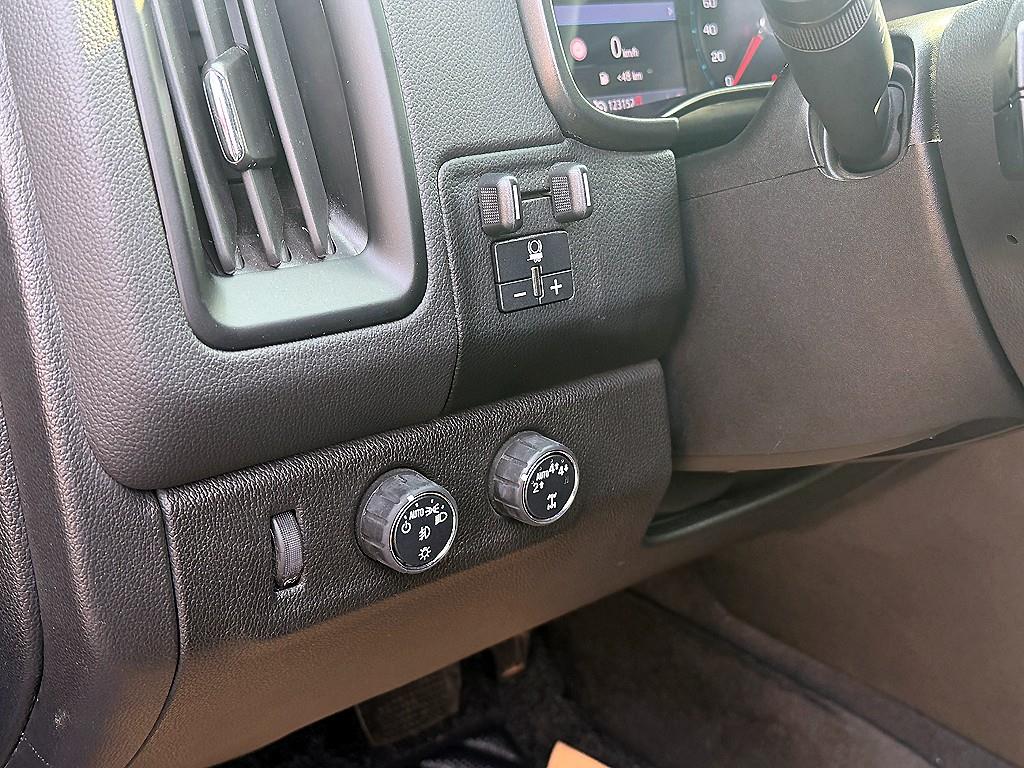 Chevrolet ?Colorado 2020 Azul - Importación desde Corea - HF Imports Iquique - Foto 13