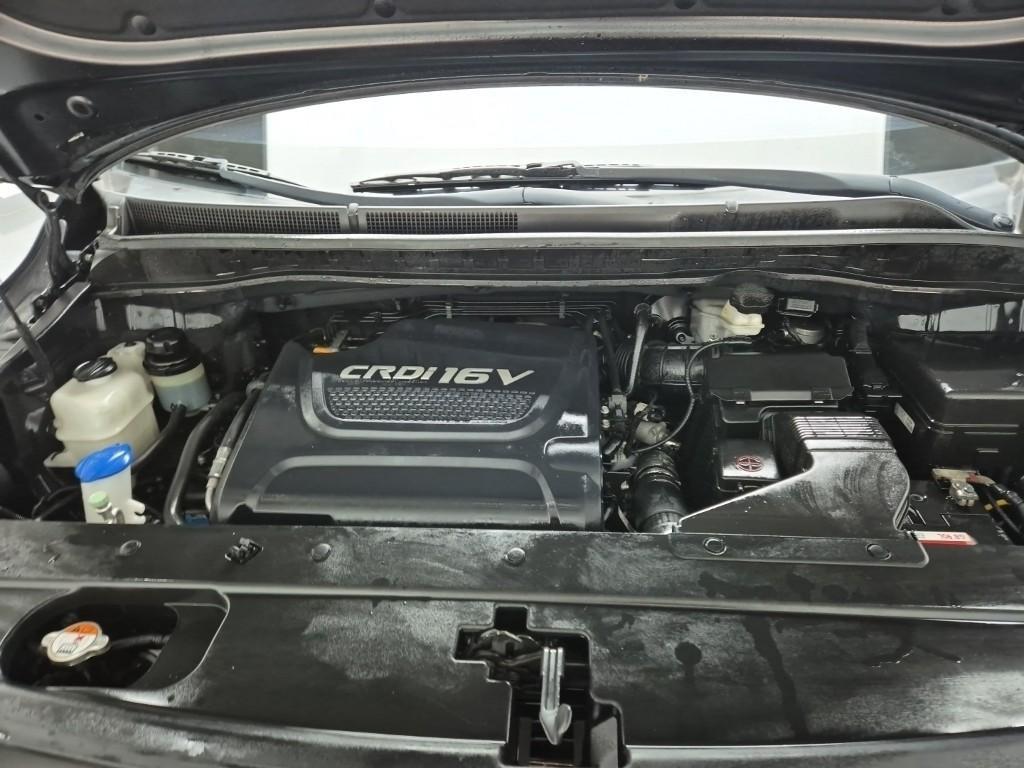 KIA Carnival - Vista 5