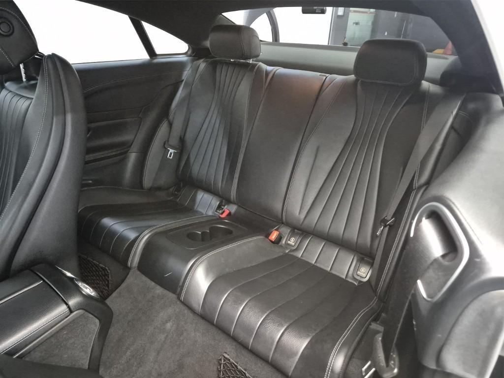 Mercedes Benz E class - Vista 9