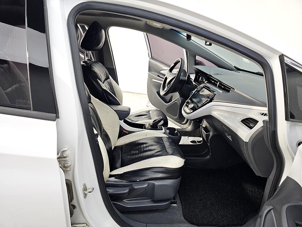 Chevrolet Bolt - Vista 11